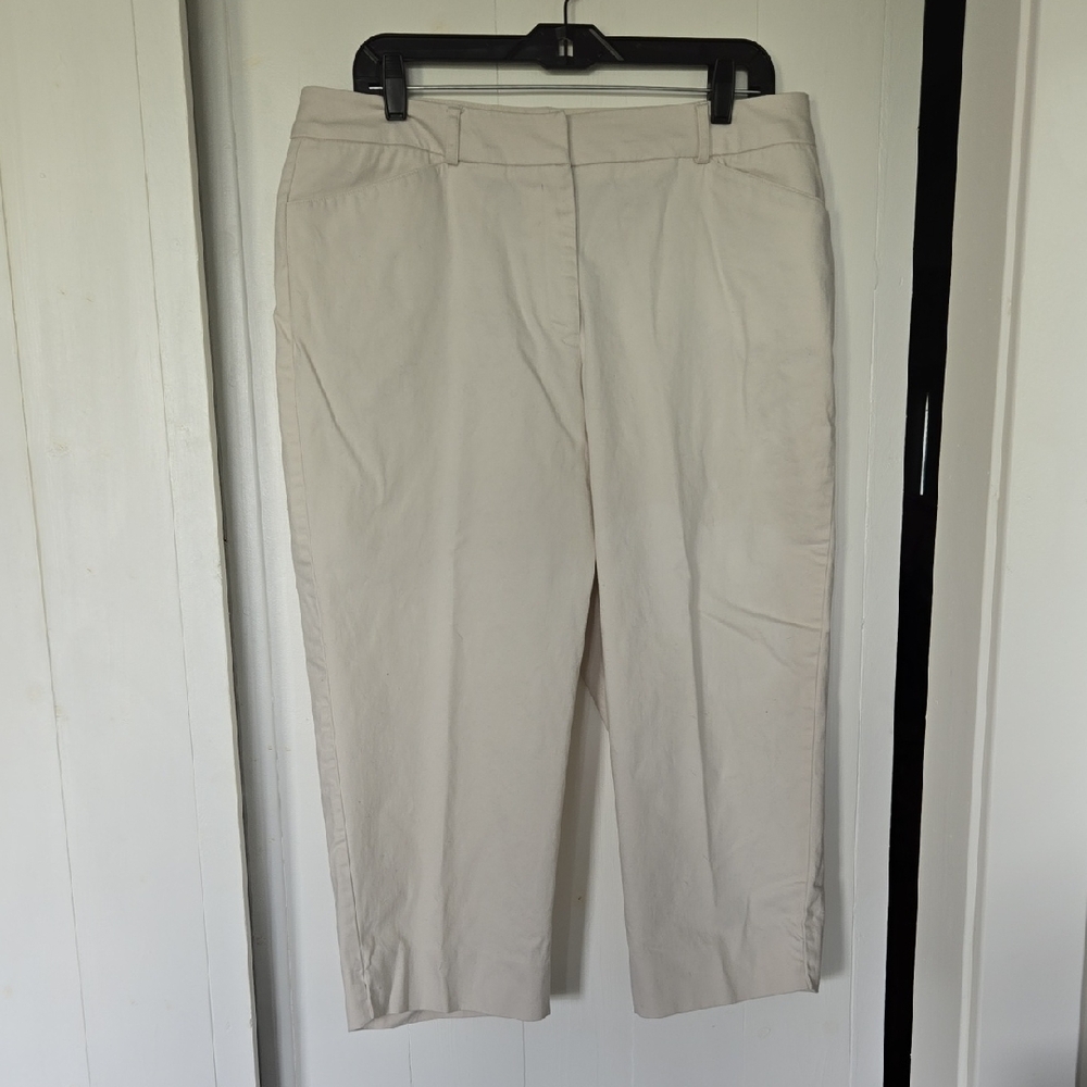 St. John's Bay Dress Cream Womens Capris 16 Stretch
